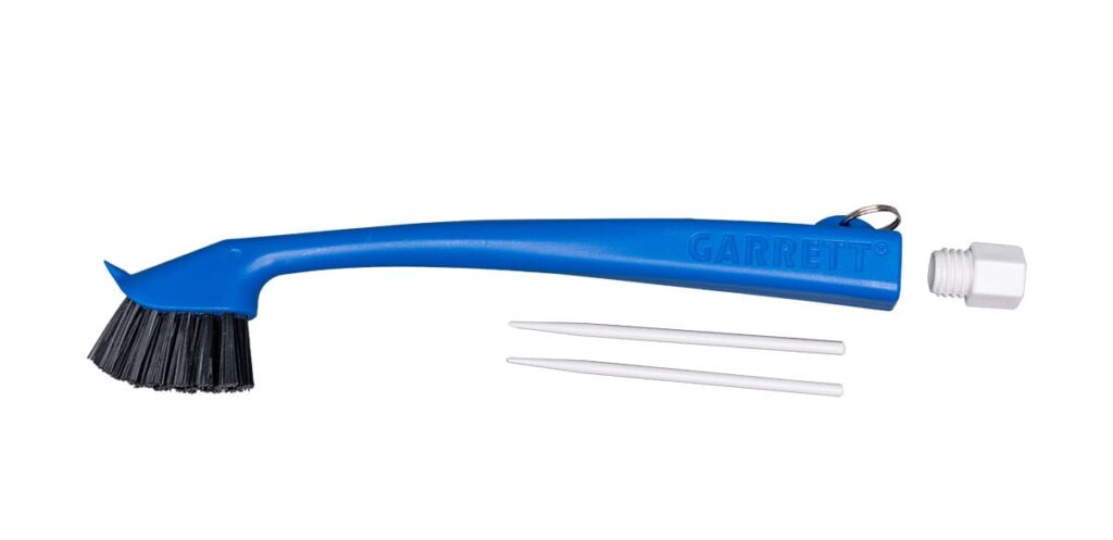 Nuovo accessorio Garrett: La spazzola per la pulizia Keeper Cleaner Brush 1 Garrett Keeper Cleaner Brush