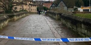 Magnet Fishing: ragazzo trova un sospetto ordigno nel fiume Wensum, polizia blocca la zona