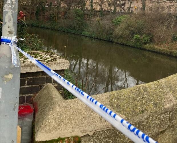Magnet Fishing: ragazzo trova un sospetto ordigno nel fiume Wensum, polizia blocca la zona 1 bomba magnet fishing