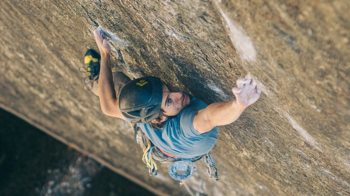 Connor Herson lascia Stanford per scalare una delle vie più difficili di Yosemite