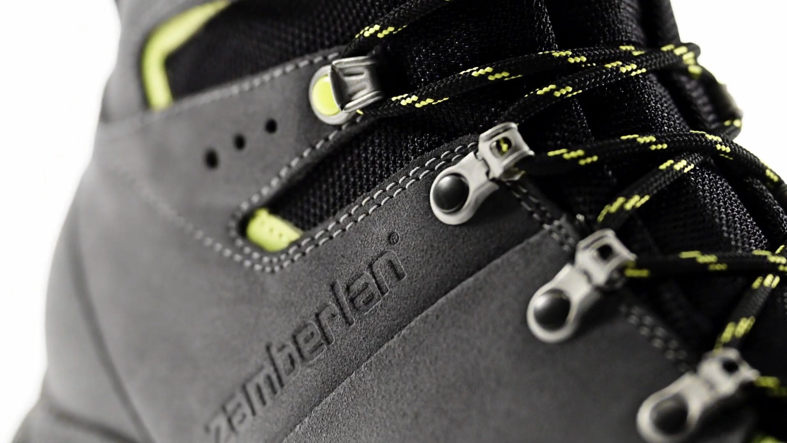 Zamberlan Thunder Pro GTX: il nuovo scarpone tecnico per caccia e trekking su lunghe distanze